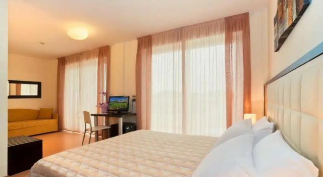Полулюкс Hotel San Marco
