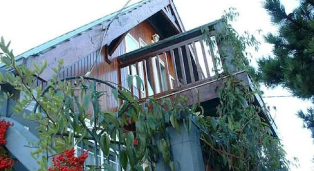 Pine & Picket, Book Hotel Nanaimo 