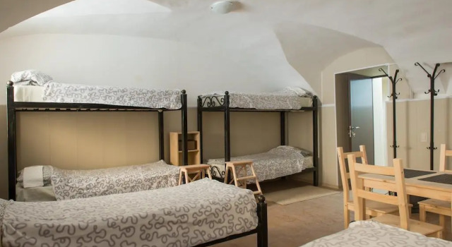 Hostel Dvorik, Prenota Ostello Rybinsk 