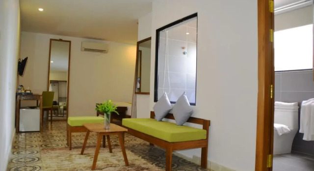 Полулюкс Home Chic Hotel