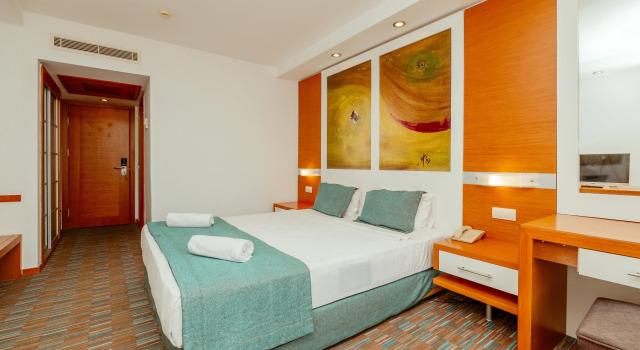 Ladonia Hotels Adakule	
