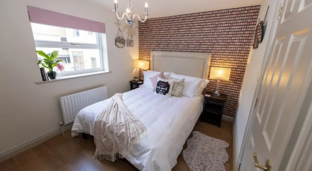 A very British house to stay 3 Bedroom, Забронировать Отель Оксфорд Оксфордшир, рядом с Мост Магдалены