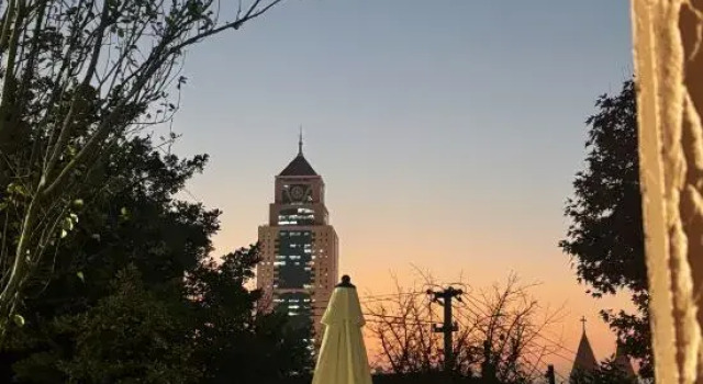 Hongyu Featured Homestay (Guanhai Second Road), Забронировать Отель Циндао 