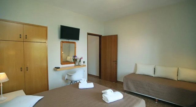 Апартаменты Comfort Apollo Apartments & Studios