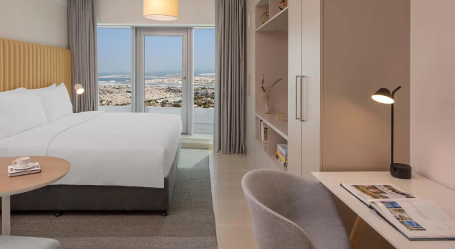 Двухместный люкс c 1 комнатой Staybridge Suites Dubai Financial Centre by IHG