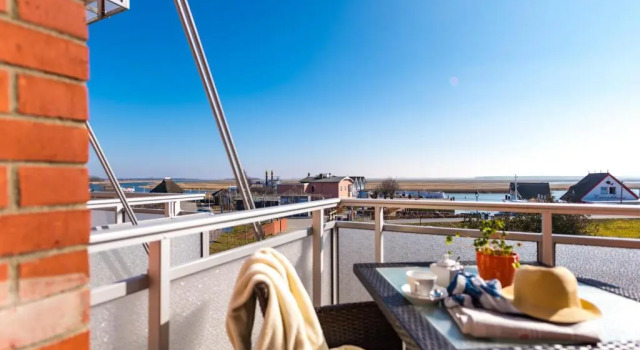 Двухместный номер Standard с балконом и с видом на озеро Hotel und Restaurant Boddenhus