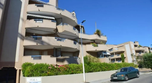 Joli 2 pièces climatisé avec terrasse