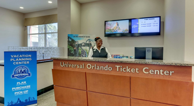 Drury Inn & Suites Orlando, Rezerwuj Ośrodek wypoczynkowy Hotele w Kissimmee z parkingiem, Parking