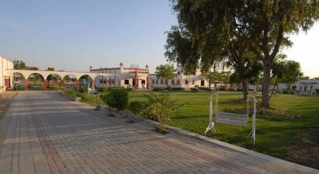 Bikaner Resort & Hotel, Забронировать Курортный отель Отели штата Раджастхана с завтраком, Завтраки