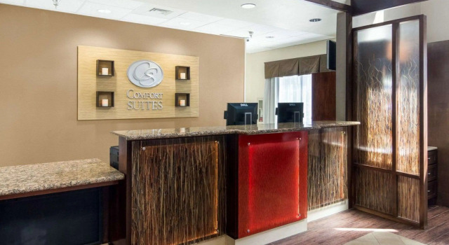 Comfort Suites Odessa near University