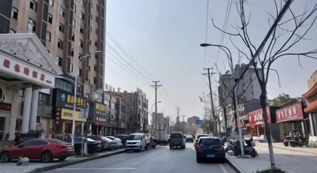 Vienna Hotel (Jingzhou Jianli Jiangcheng), Prenota Hotel Hotel a Hubei con parcheggio, Parcheggio