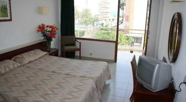 Hotel La Nina, Rezerwuj Hotel Hotele w Majorka z parkingiem, Parking