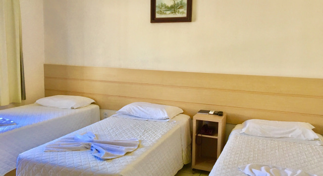 Hotel Paris, Забронировать Отель Куритибанус Санта-Катарина