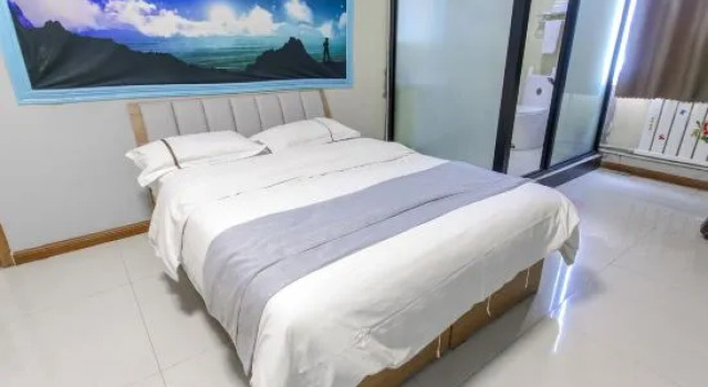 Люкс Linqu Reni e-Sports Hotel (Huangshan Road Branch)