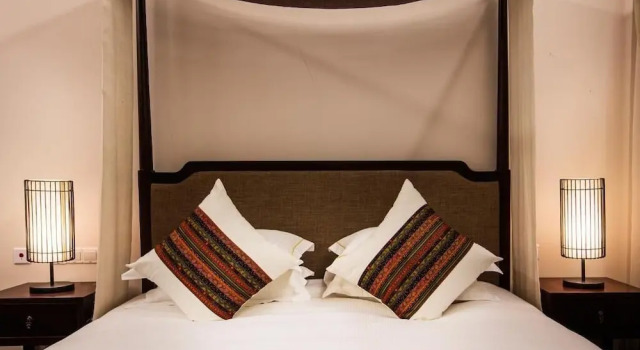 Двухместный номер Deluxe с балконом и с видом на озеро High Mountain Resort Shangri-la