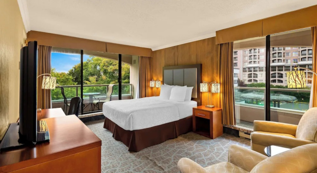 Двухместный номер Standard с видом на сад Best Western PLUS Inner Harbour Hotel