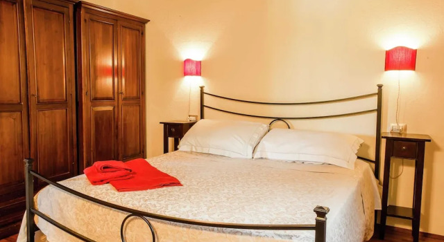 Inviting Cottage in Marsciano With Private Terrace, Buchen Sie Ferienhaus Marsciano 