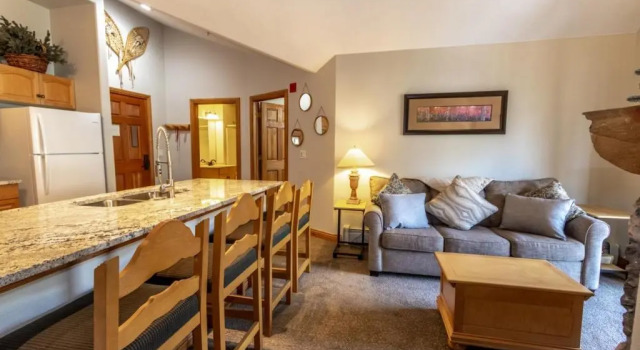 Апартаменты Hidden River Lodge by Summit County Mountain Retreats
