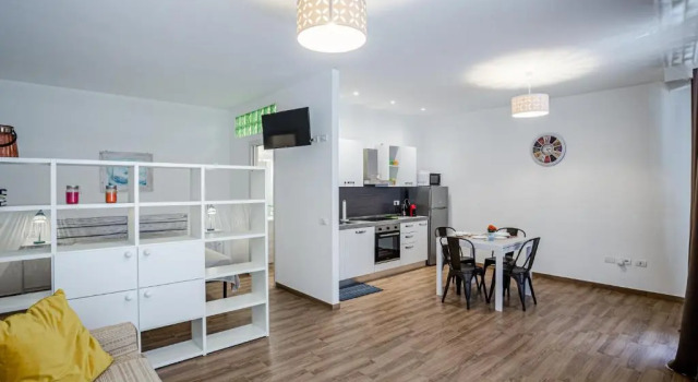 Апартаменты Ichnos Loft 33