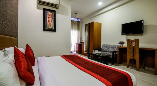 Одноместный номер Premium Asian Suites IFFCO Metro Station Gurugram