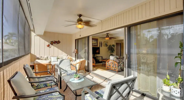 Апартаменты Centrally Located Kailua-kona Condo w/ Lanai!