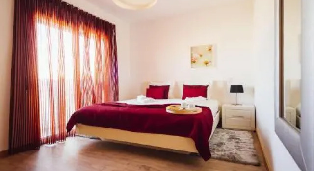 Carmona Holiday Apartments, Rezervovat Apartmán Hotely v Oeste s parkováním, Parkování