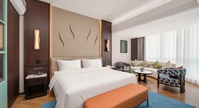 Doppel Suite Yintian Hotel