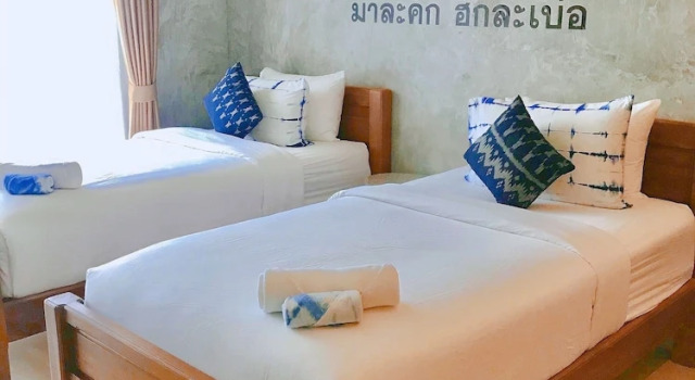 Двухместный номер Standard с балконом Hug Sakhonnakhon Hotel