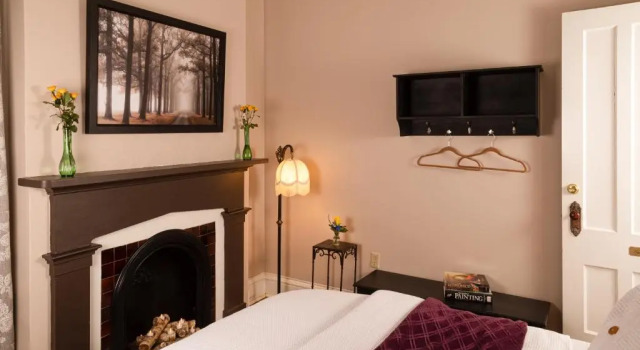 Номер Economy Rosemont Inn