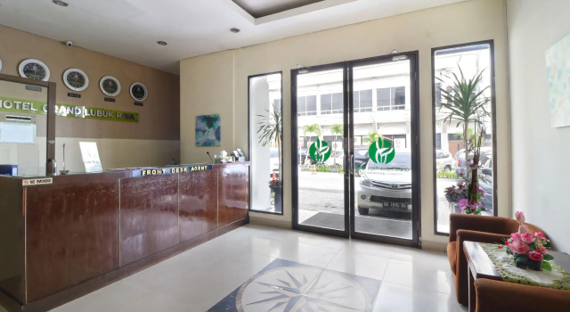 Hotel Grand Lubuk Raya, Rezervovat Hotel Hotely v Medan s parkováním, Parkování