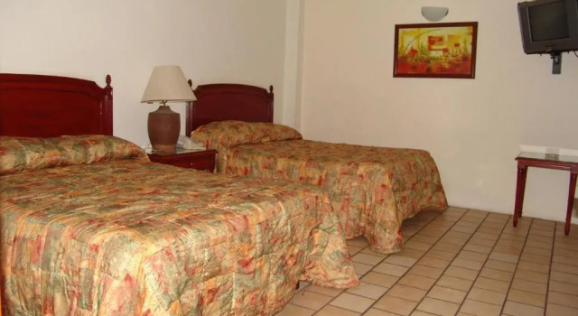 Четырёхместный номер Standard Hotel Posada Arcos