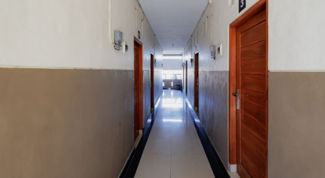Soka Asri Guest House near Bali Zoo RedPartner, Boek Pension Penatih Bali