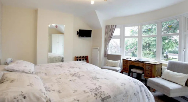Номер Superior The Hinton Guest House