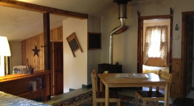 Шестиместный коттедж с балконом The Woods Lodge