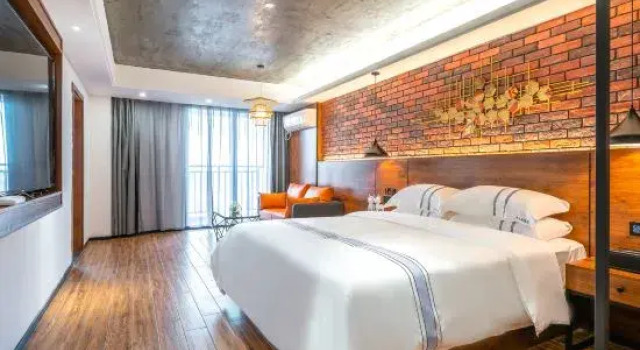 Люкс Lingao Huaerdun Movie Theme Hotel