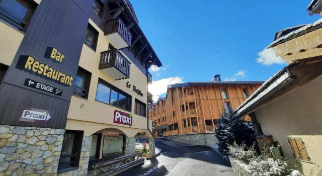 Appartement Les Belleville, 2 pièces, 4 personnes - FR-1-452-363, Prenota Appartamento Hotel a Alvernia con parcheggio, Parcheggio