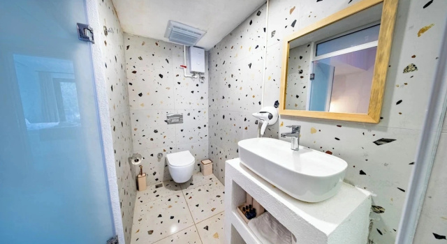 Четырёхместный номер Deluxe Thanos Hotel