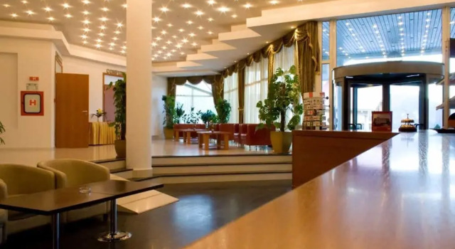Andy Grand Hotel Predeal, Book Hotel Hotels in Prahova Valley with a Pool, Swimming Pool