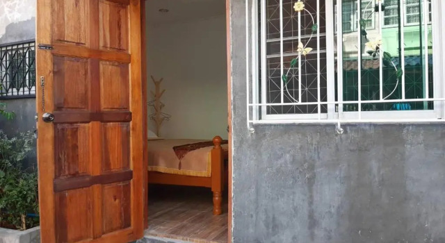 Номер Economy A & P House