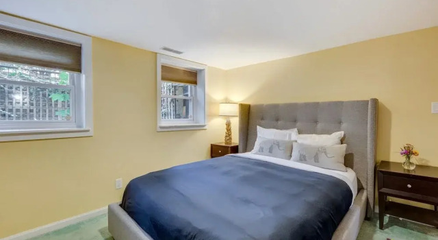 2 Cozy Bedrooms in a Hidden Wicker Park Gem! by AllSet Turnover, Забронировать Отель Отели Иллинойс 3 звезды, 3*