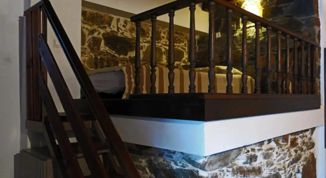 Коттедж "PefkoPetro" Traditional House