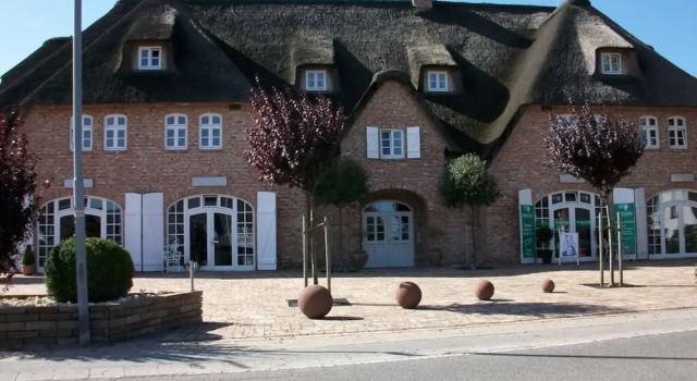 11 Bohler Brise Modern Retreat, Забронировать Дом для отпуска Виллы Айдерштедт, Вилла