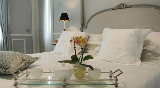 Апартаменты Deluxe Цокольный этаж с 2 комнатами с балконом Villa Vitae