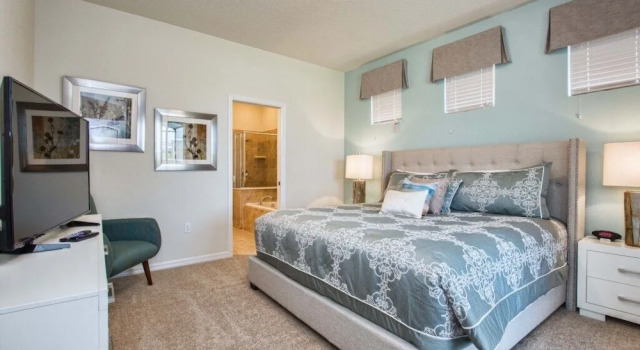 Windsor at Westside-5 Bedrooms House w/pool-3715WW Home by RedAwning