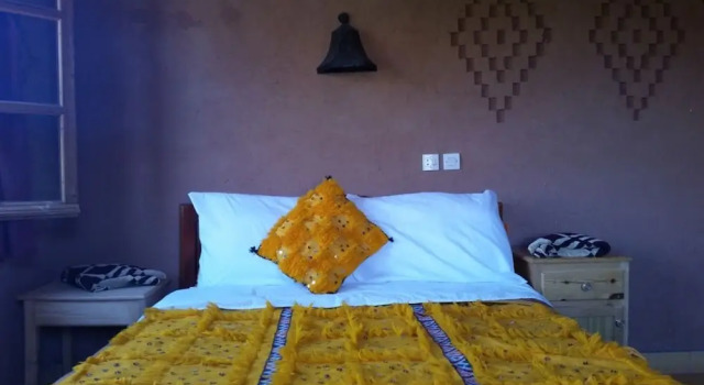 Номер Economy Hotel Awayou