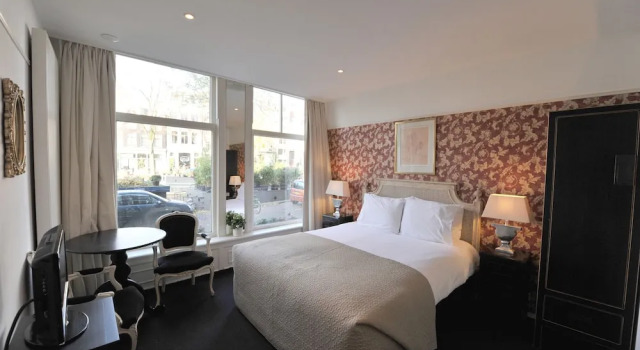 Двухместный номер Deluxe с видом на канал B&B The Posthoorn Amsterdam