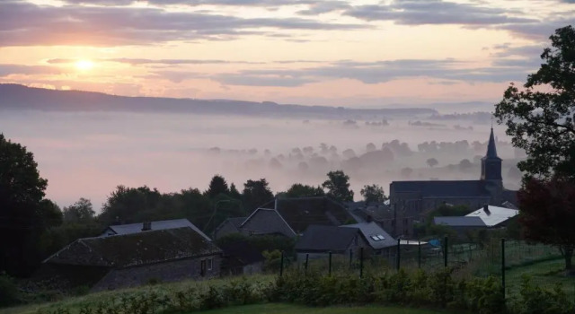 Коттедж "Petite perle en Haute Ardenne" avec vue sur la vallée, cabine infra-rouge et bain balnéo