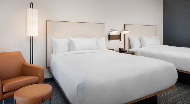 Четырёхместный номер Standard Courtyard by Marriott Indianapolis Plainfield