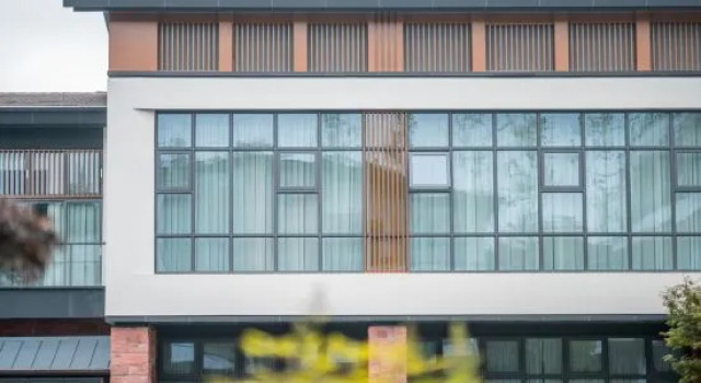 Wangfeng Gaden Hotel