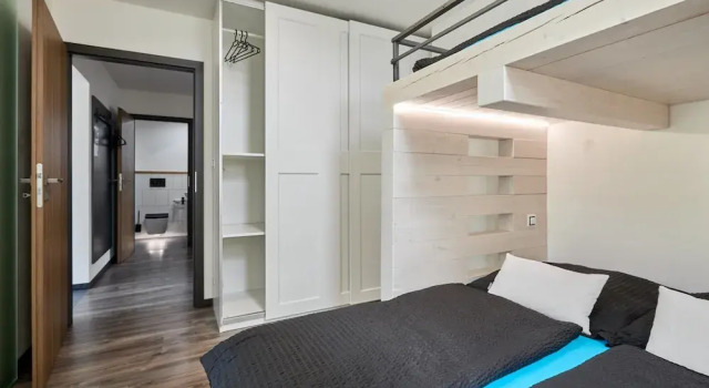 Вилла Villa in Radvanice With hot tub